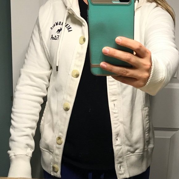 SOLD🚫 Abercrombie &Fitch sweatshirt - Picture 5 of 5